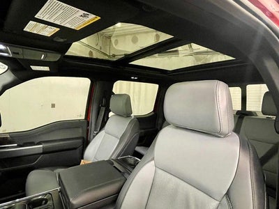 2023 Ford F-150 Lightning LARIAT®