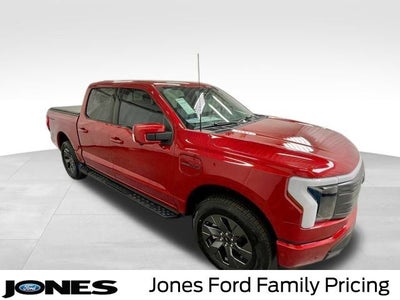 2023 Ford F-150 Lightning LARIAT®