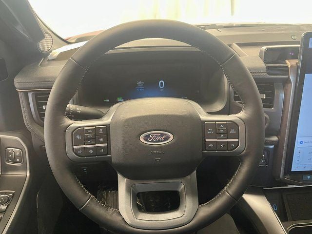 2023 Ford F-150 Lightning LARIAT®