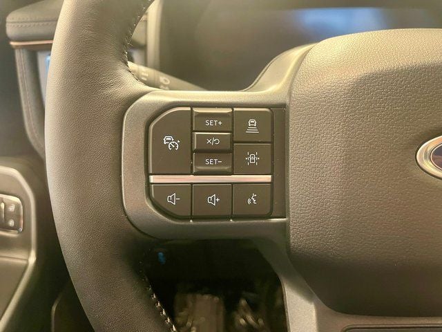 2023 Ford F-150 Lightning LARIAT®