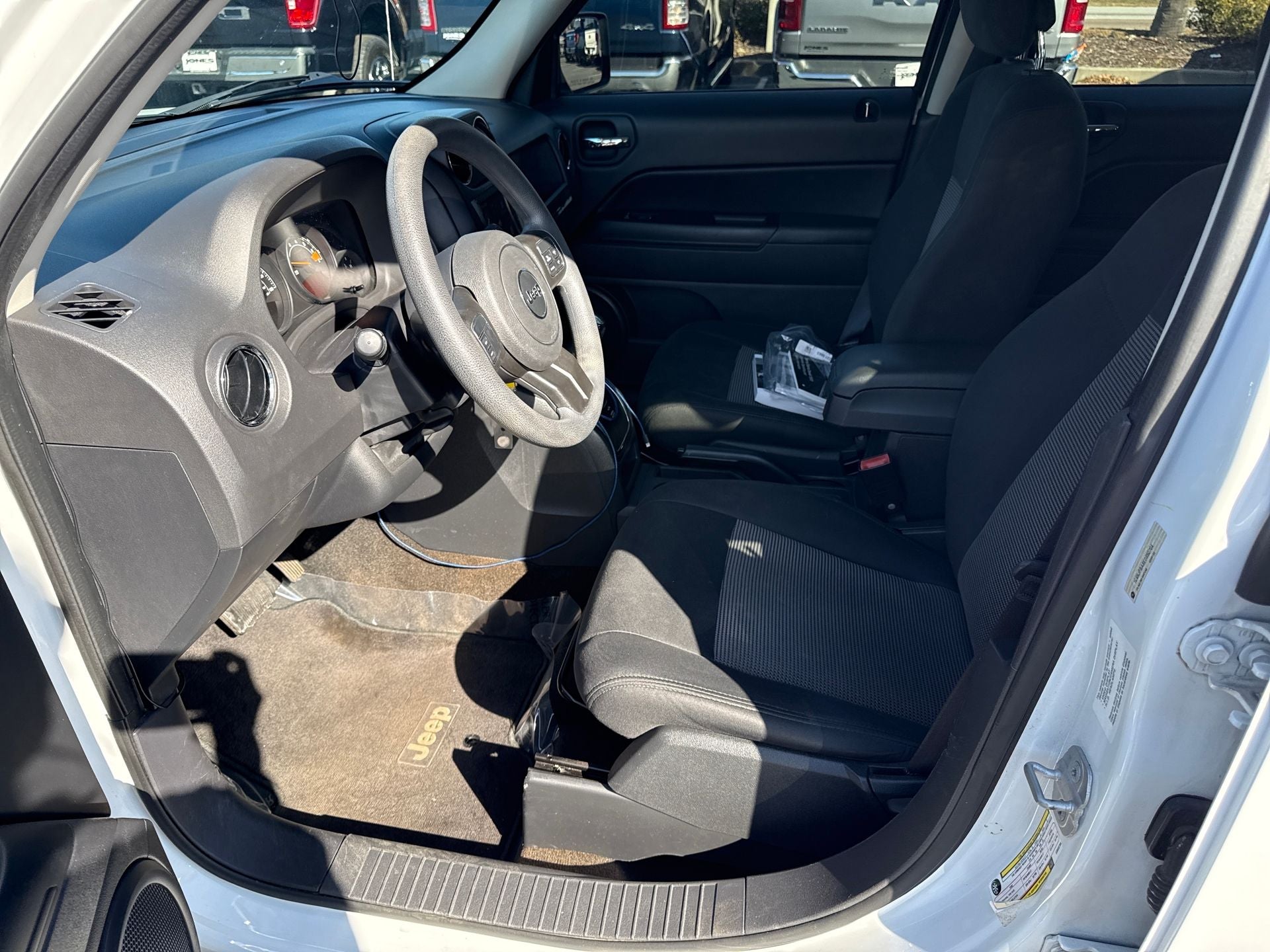 2014 Jeep Patriot Altitude FWD