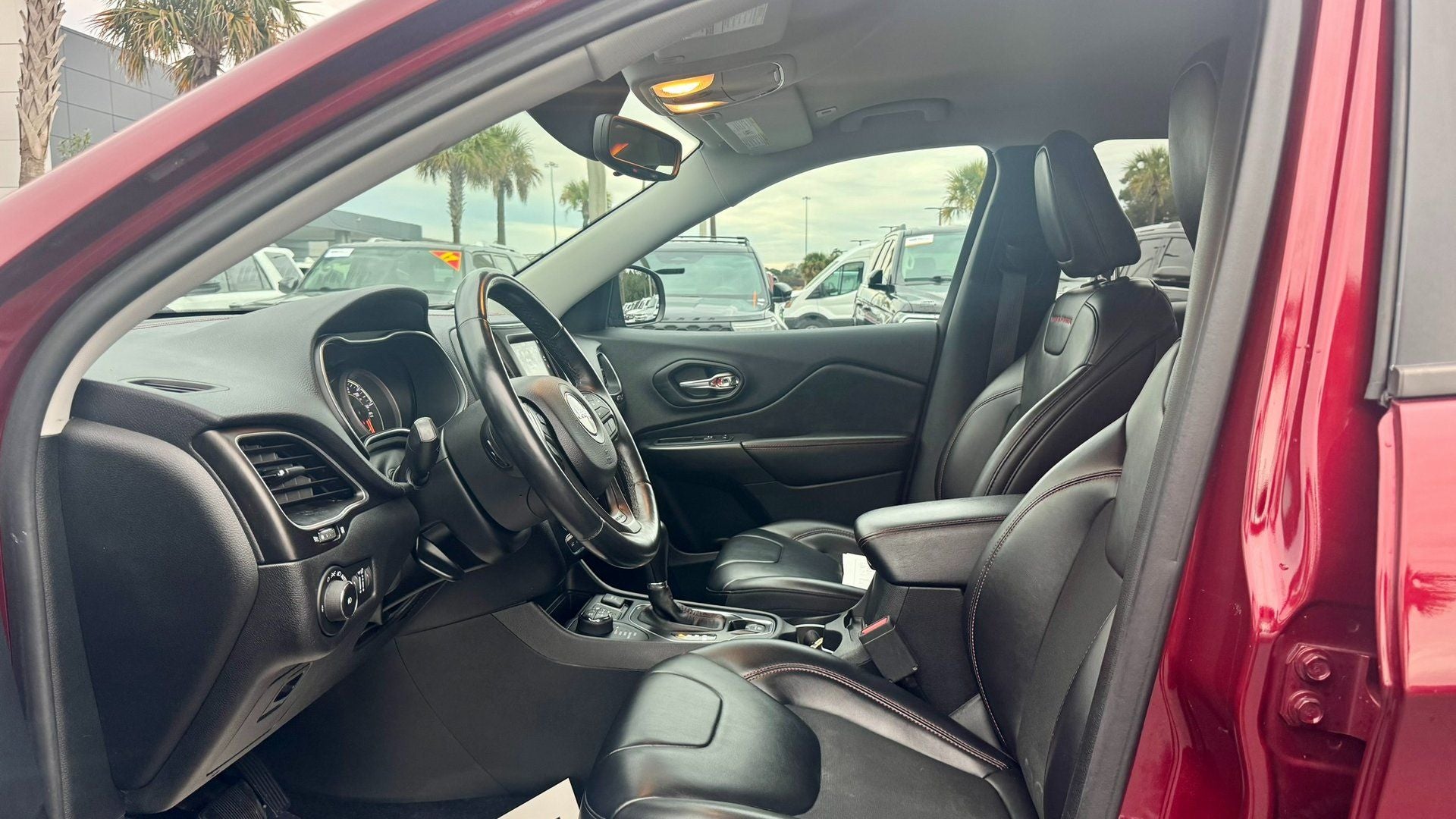 2019 Jeep Cherokee Trailhawk