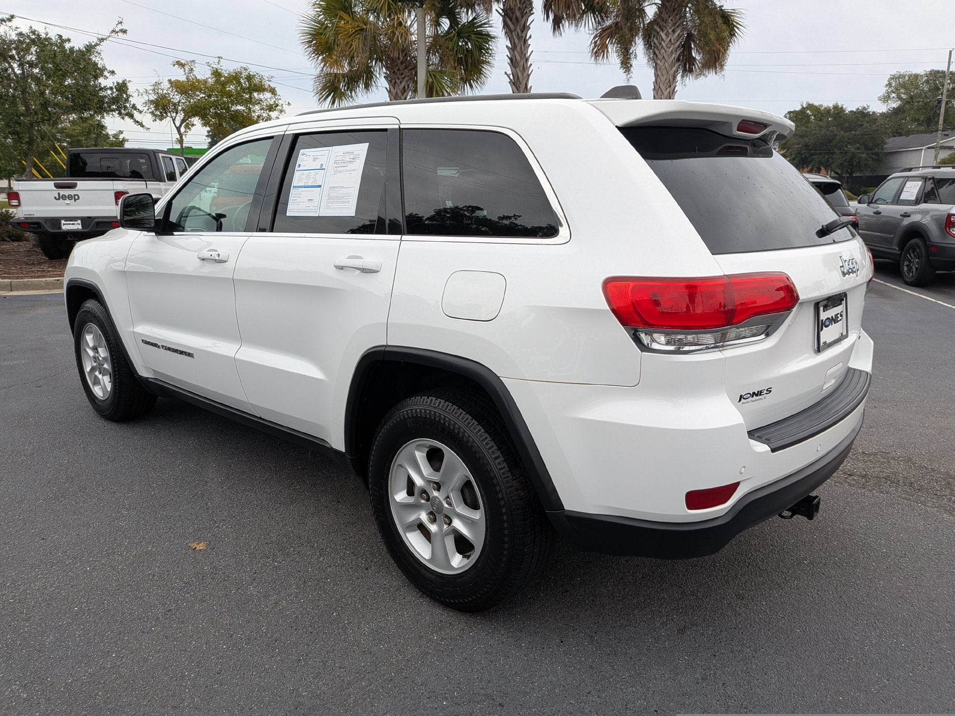 2017 Jeep Grand Cherokee Laredo