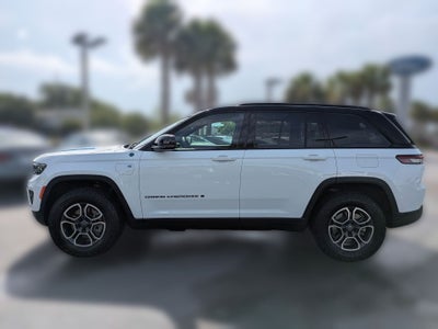 2022 Jeep Grand Cherokee Trailhawk 4xe