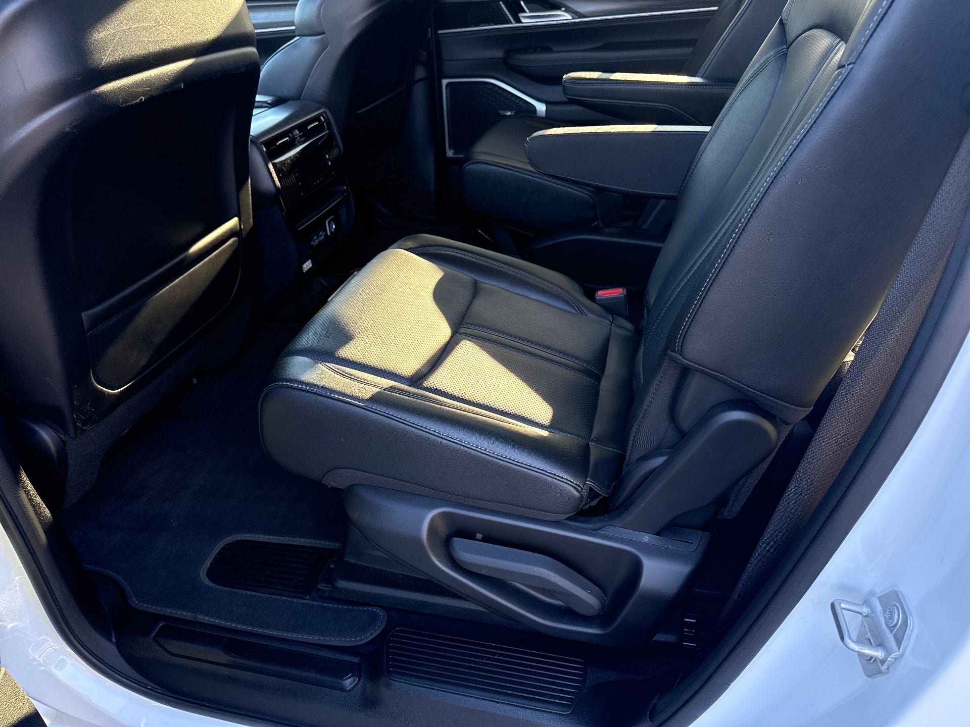 2024 Jeep Wagoneer Series III