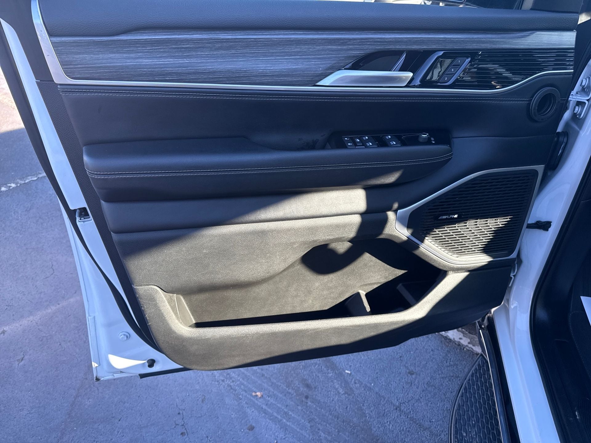 2024 Jeep Wagoneer Series III