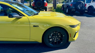 2025 Ford Mustang GT Premium Fastback