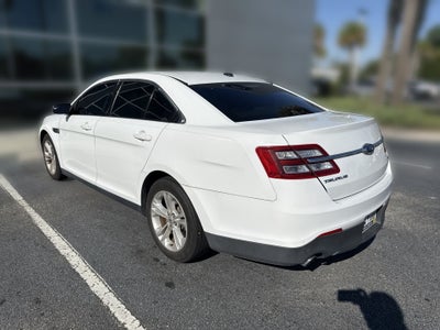 2015 Ford Taurus SE