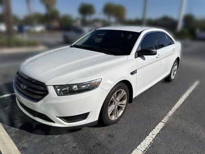 2015 Ford Taurus SE