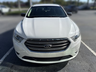 2015 Ford Taurus SE