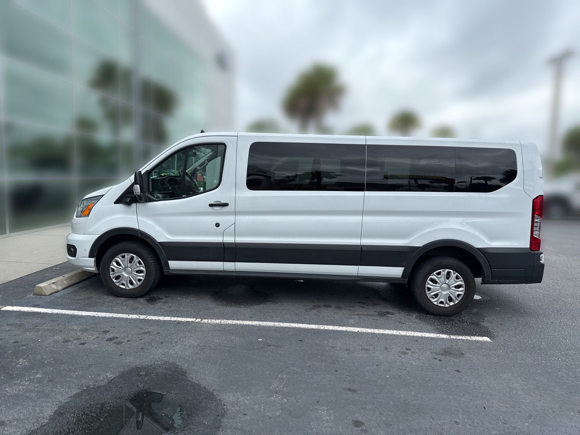 2022 Ford Transit-350 XLT