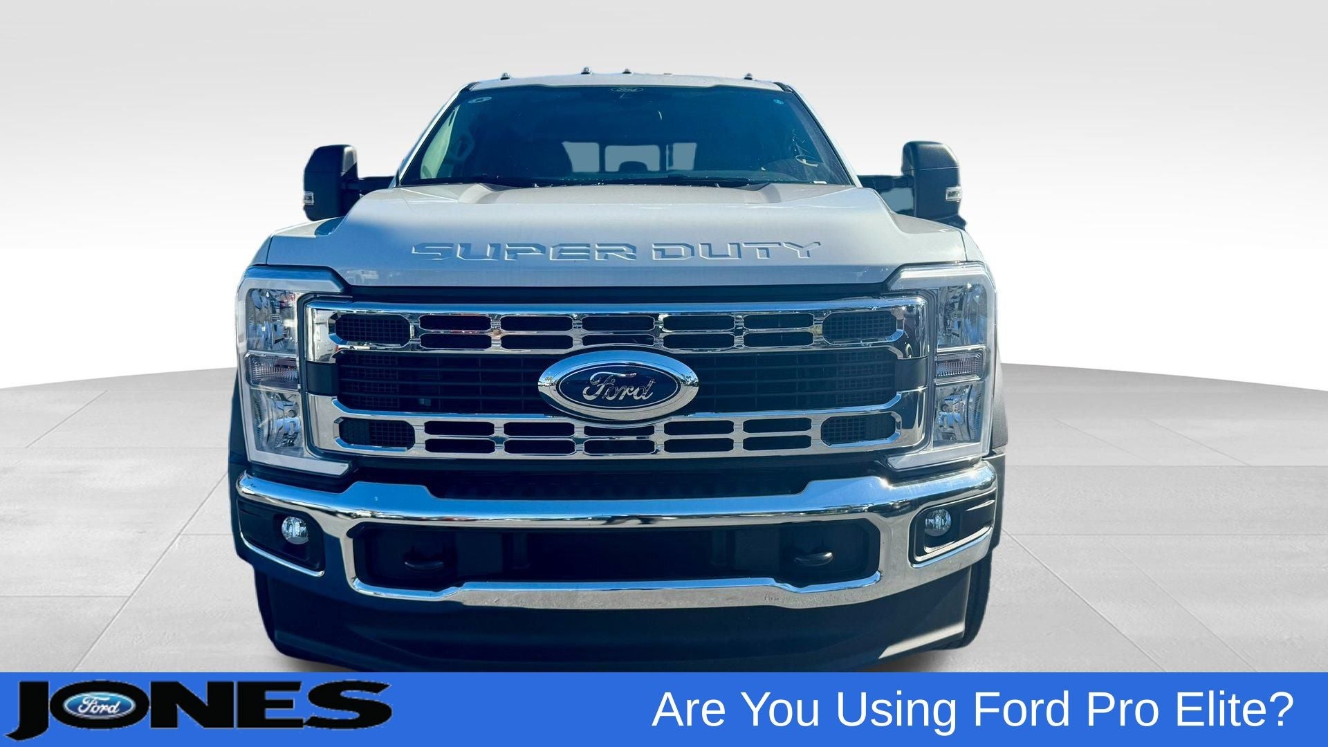 2025 Ford F-450 F-450® XL