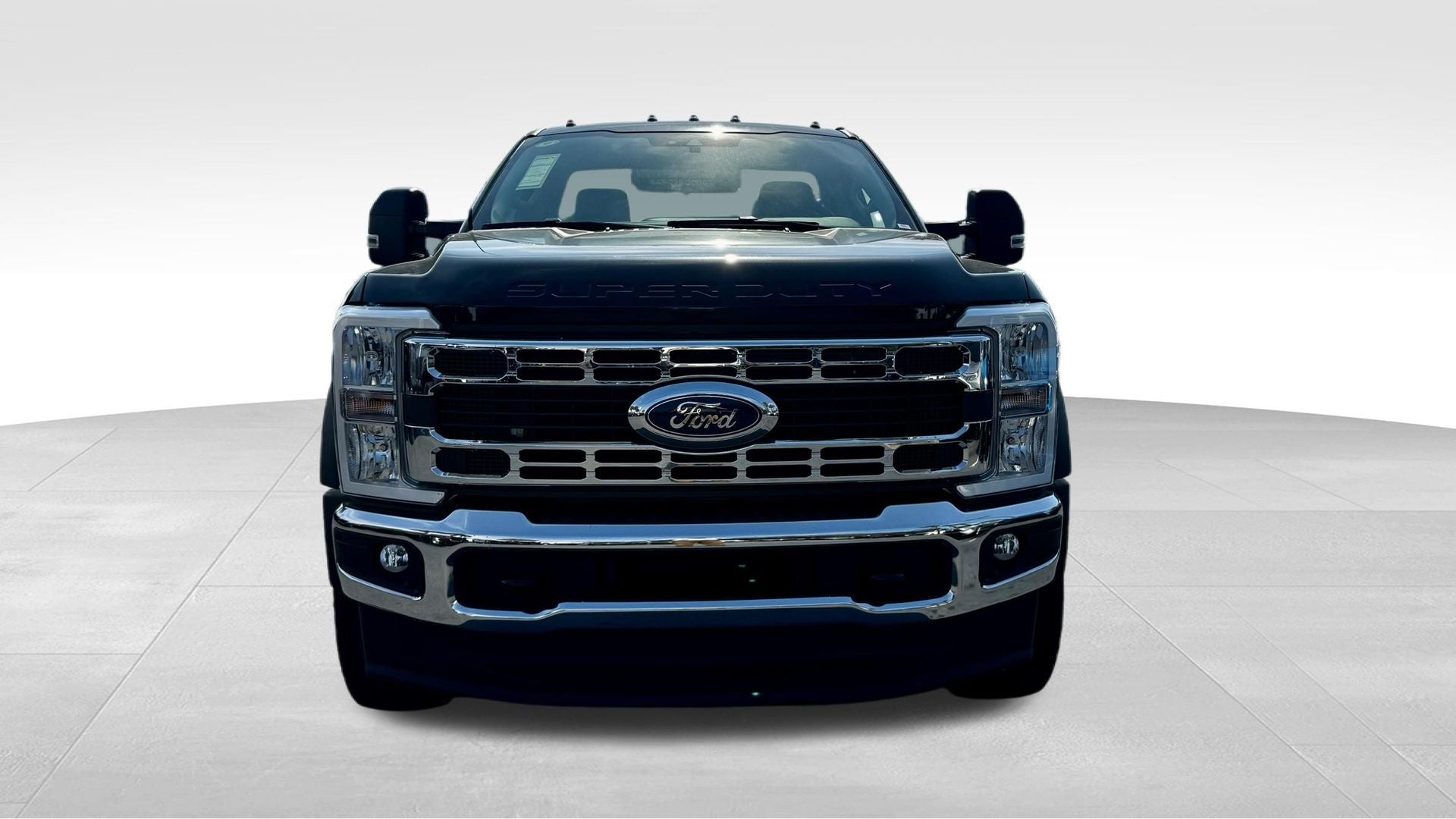 2026 Ford F-600SD F-600® XLT