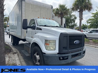 2016 Ford F-650SD Base