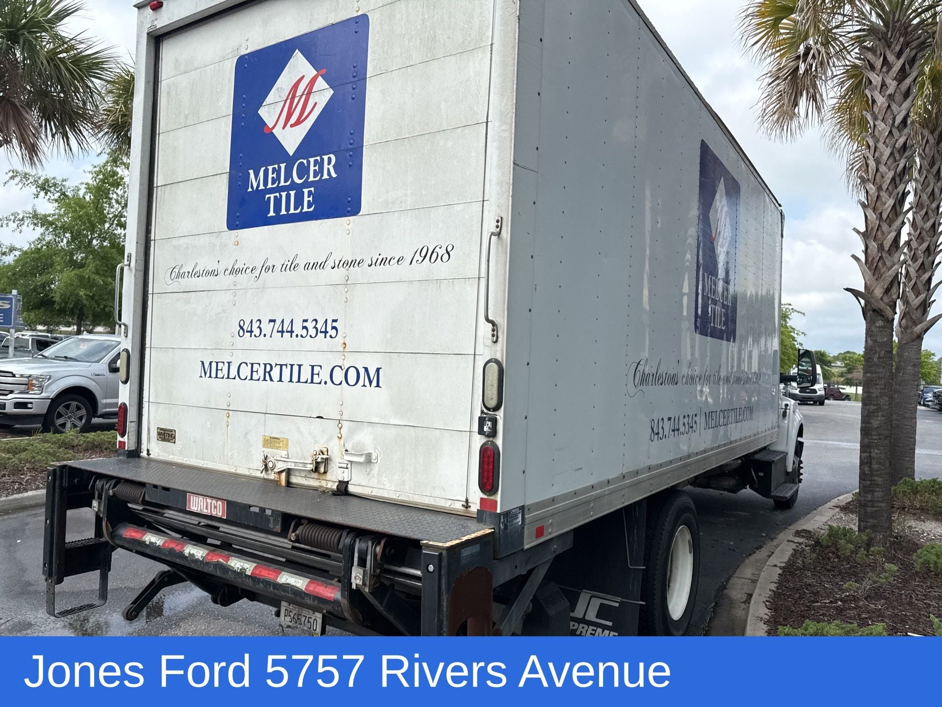 2016 Ford F-650SD Base