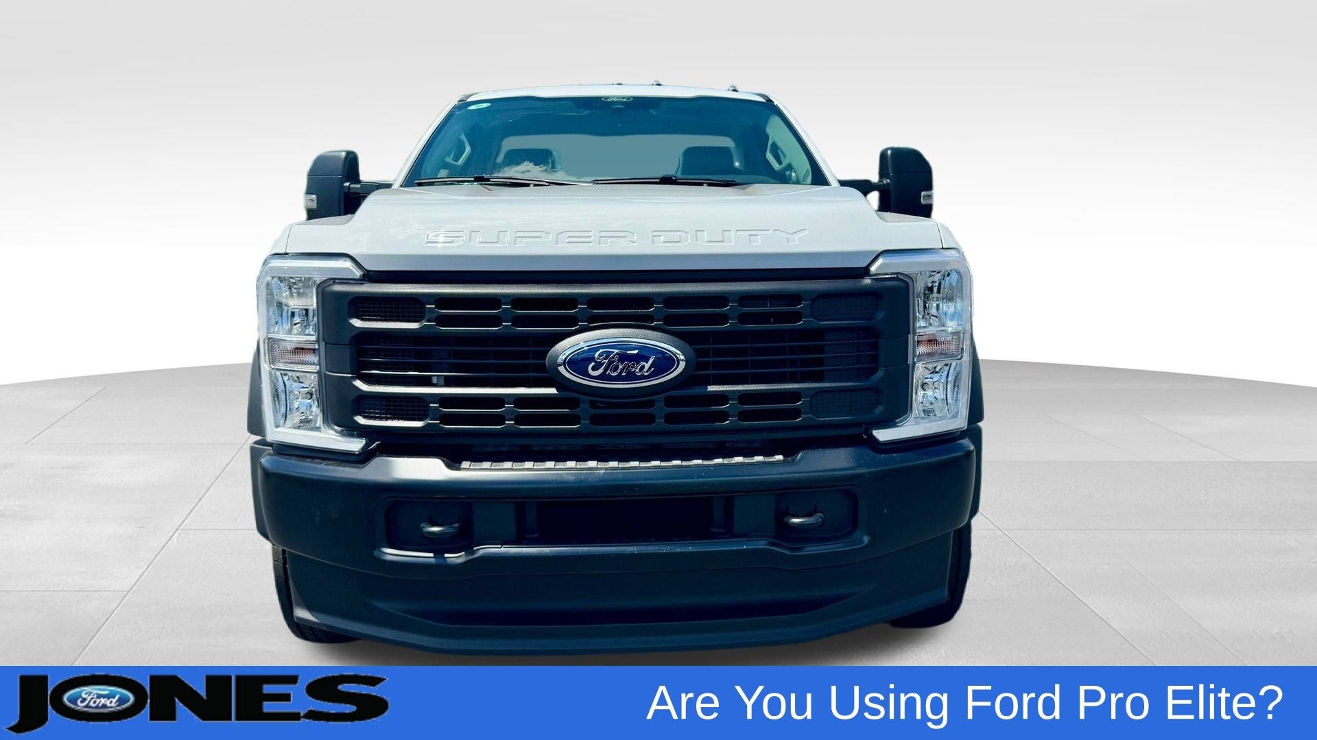 2025 Ford F-550SD F-550® XL