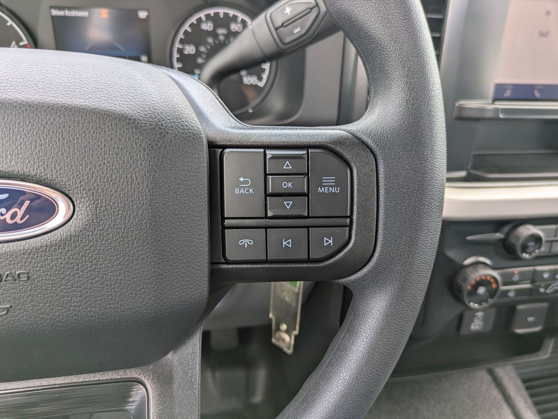 2025 Ford F-550 Super Duty Chassis Cab XL - Photo 45