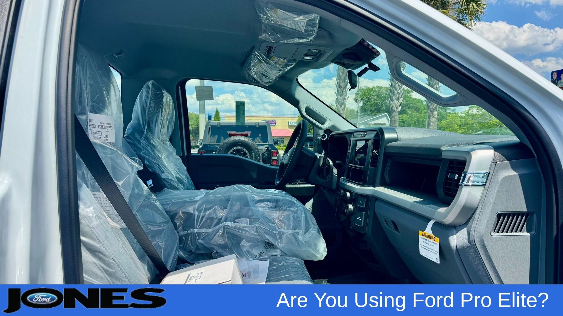 2025 Ford F-550SD F-550® XL