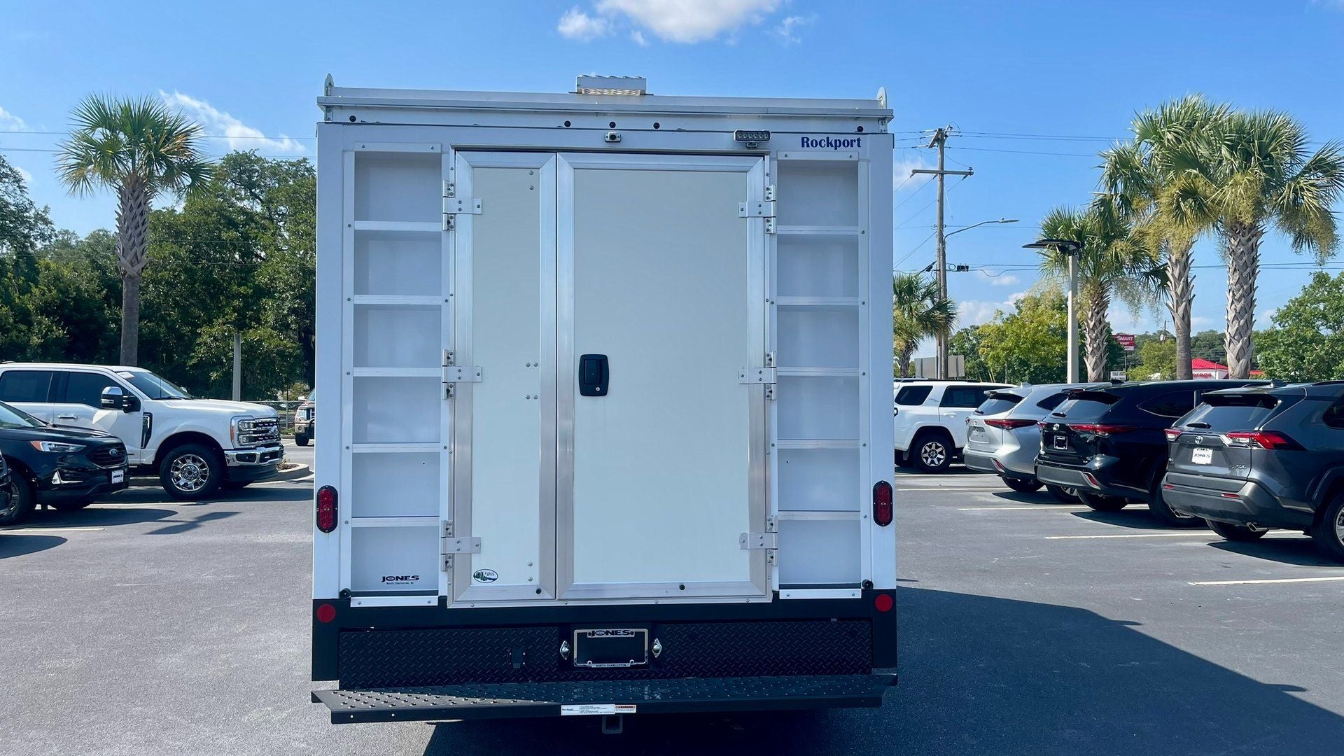 2024 Ford E-350SD E-350 SRW