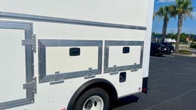 2024 Ford E-350SD E-350 SRW