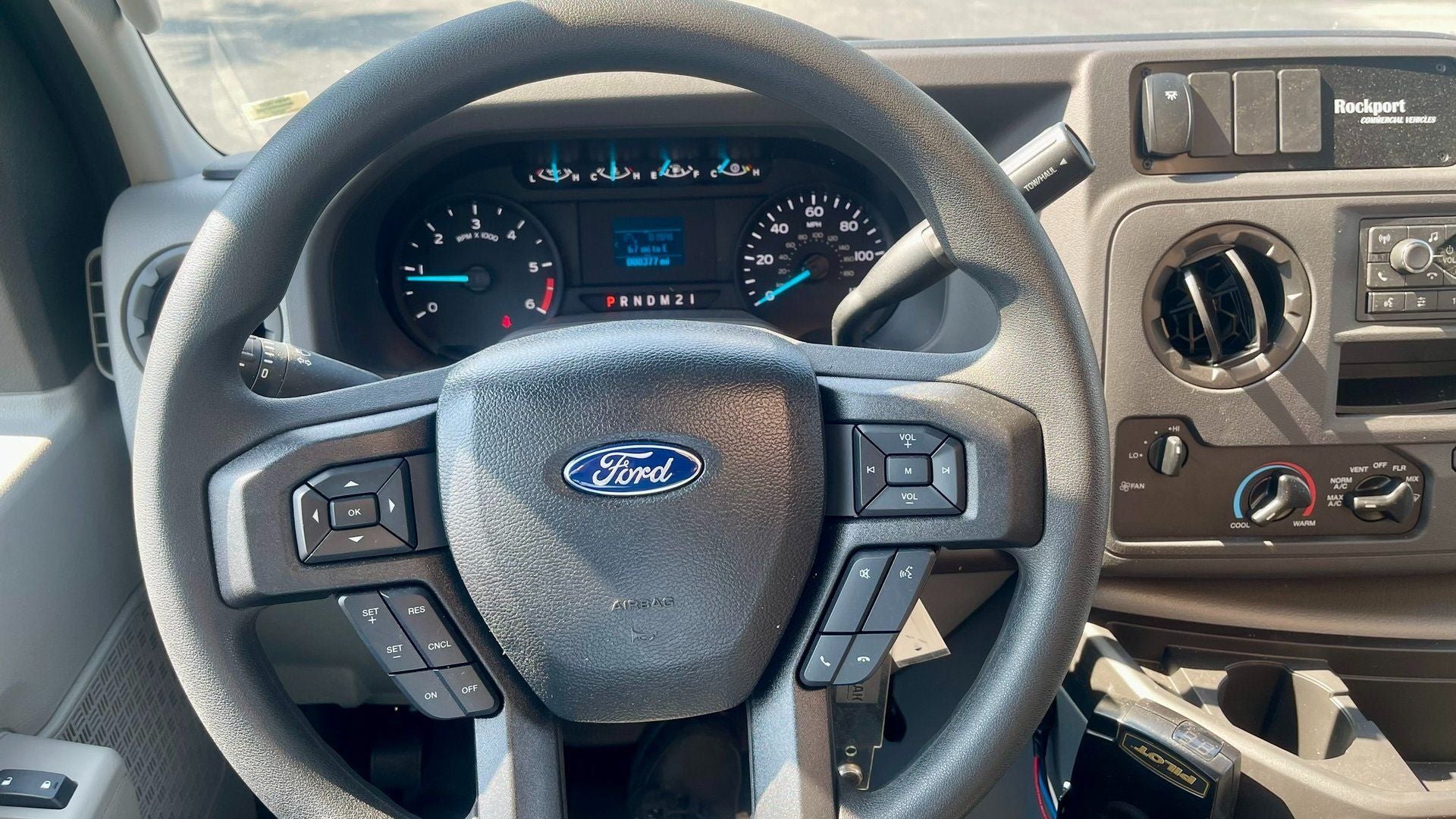 2024 Ford E-350SD E-350 SRW