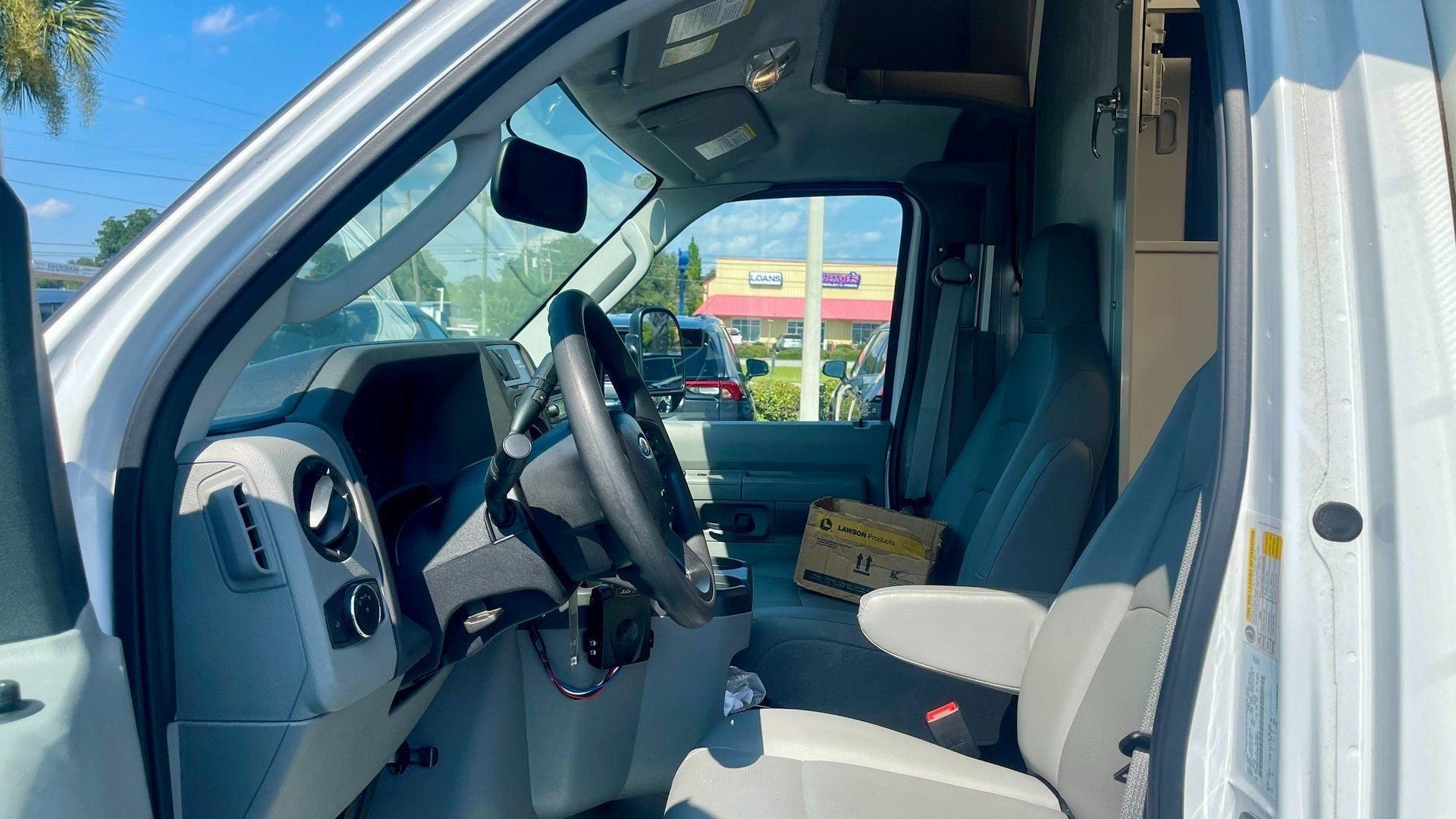 2024 Ford E-350SD E-350 SRW