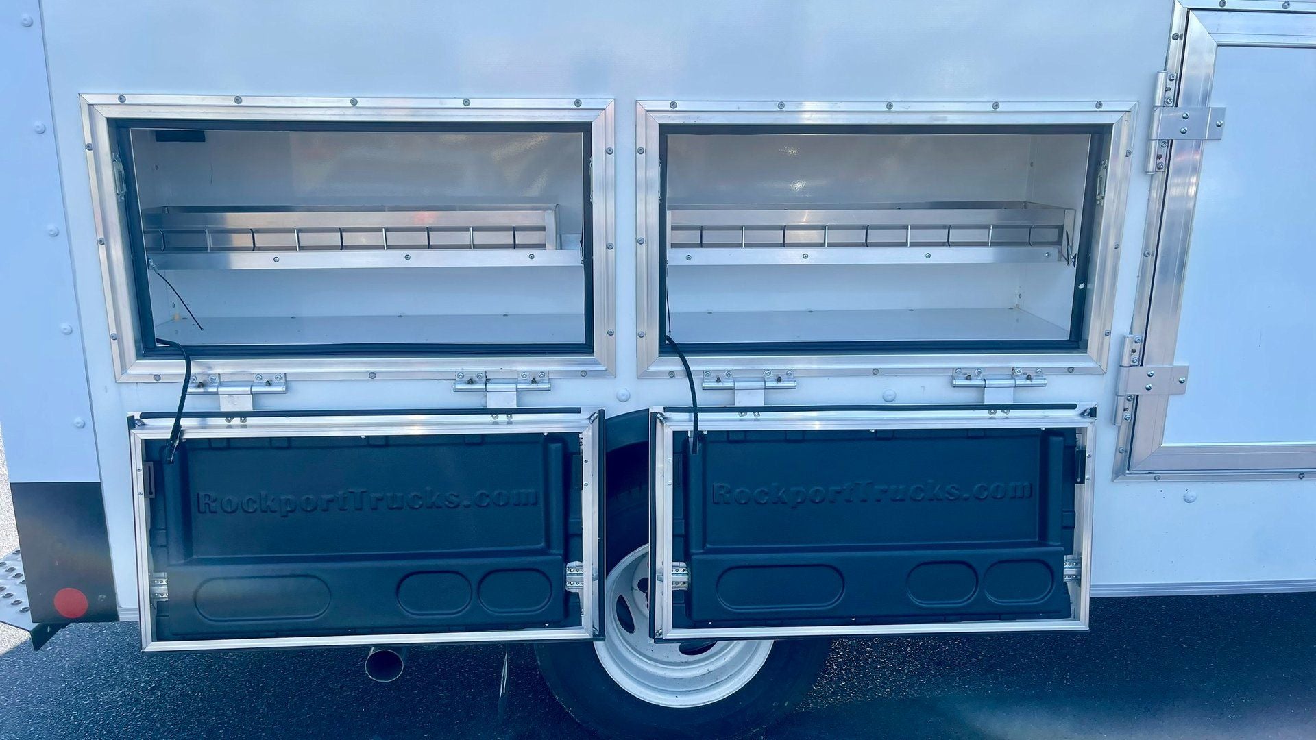 2024 Ford E-350SD E-350 SRW