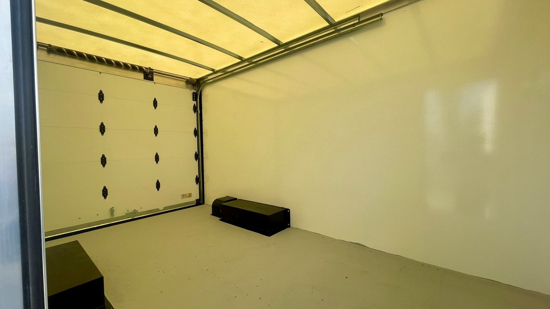 2025 Ford E-350SD E-350 SRW