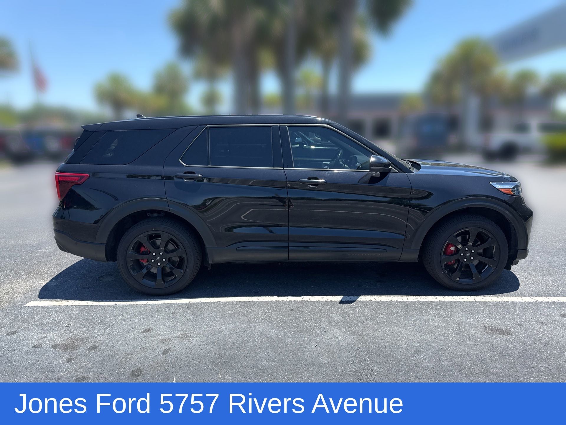 2022 Ford Explorer ST