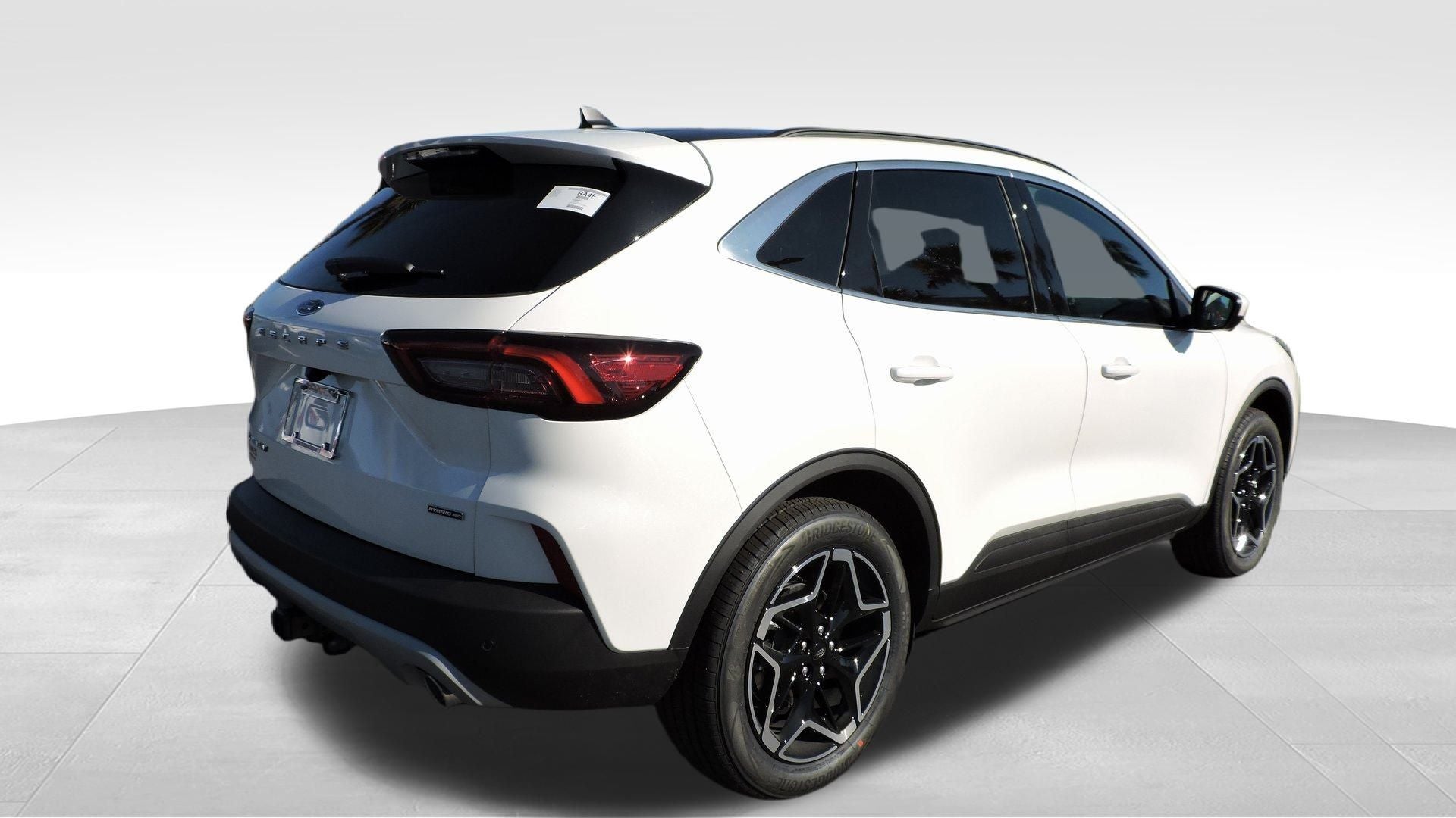 2026 Ford Escape Hybrid Platinum™