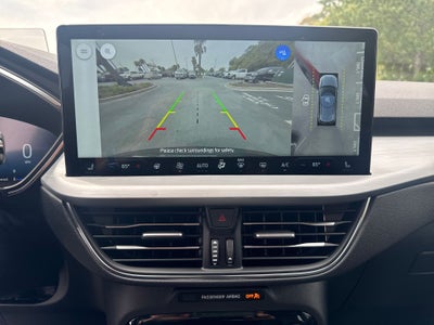 2026 Ford Escape Hybrid Platinum™