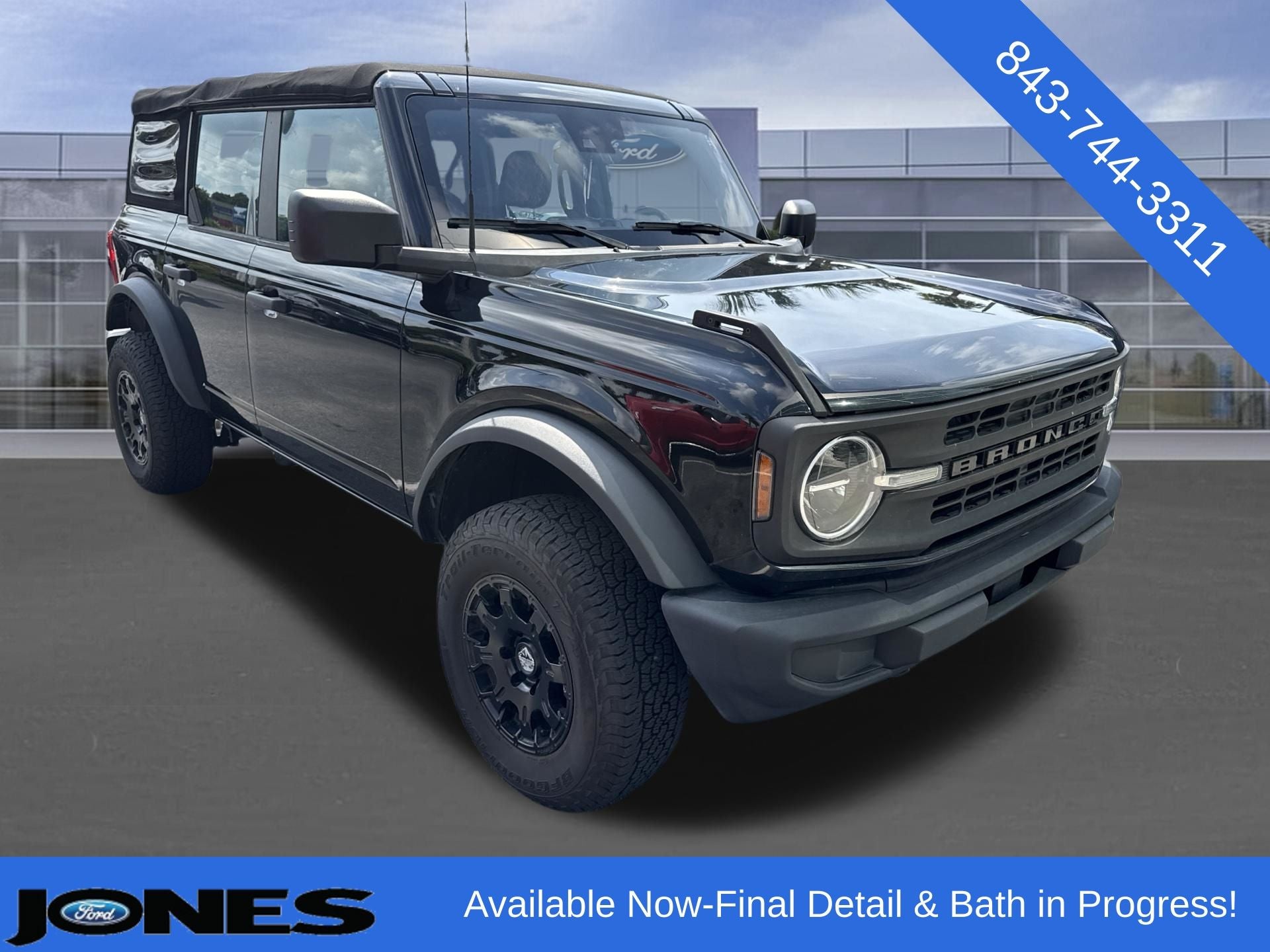 2022 Ford Bronco Base