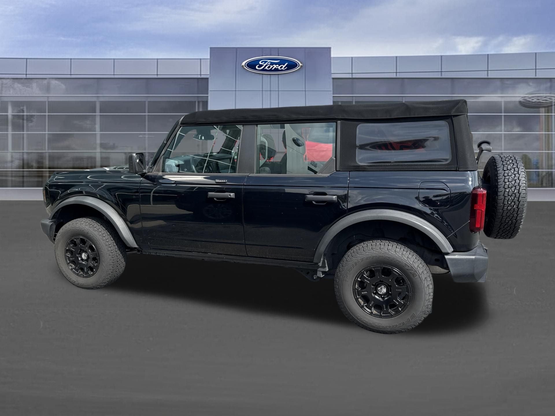 2022 Ford Bronco Base