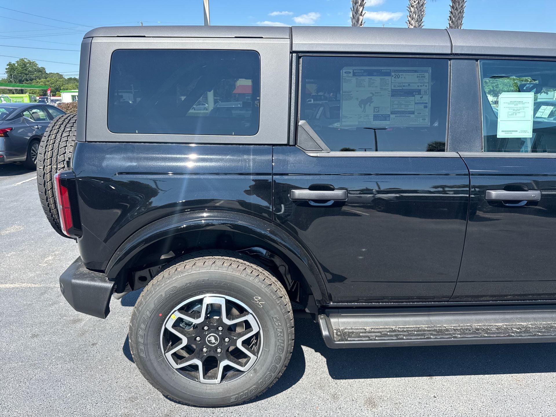 2026 Ford Bronco Outer Banks®