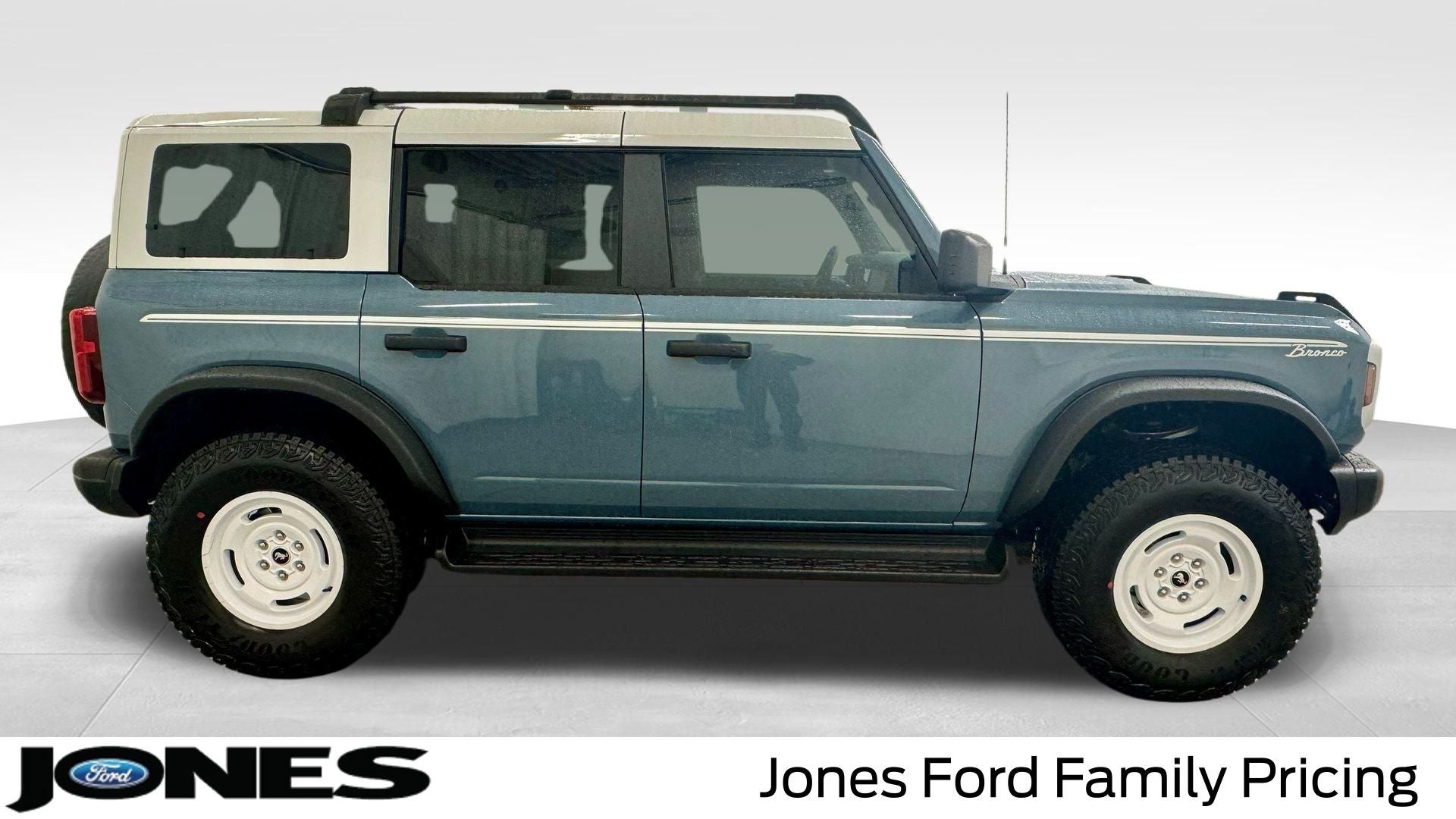 2025 Ford Bronco Heritage Edition