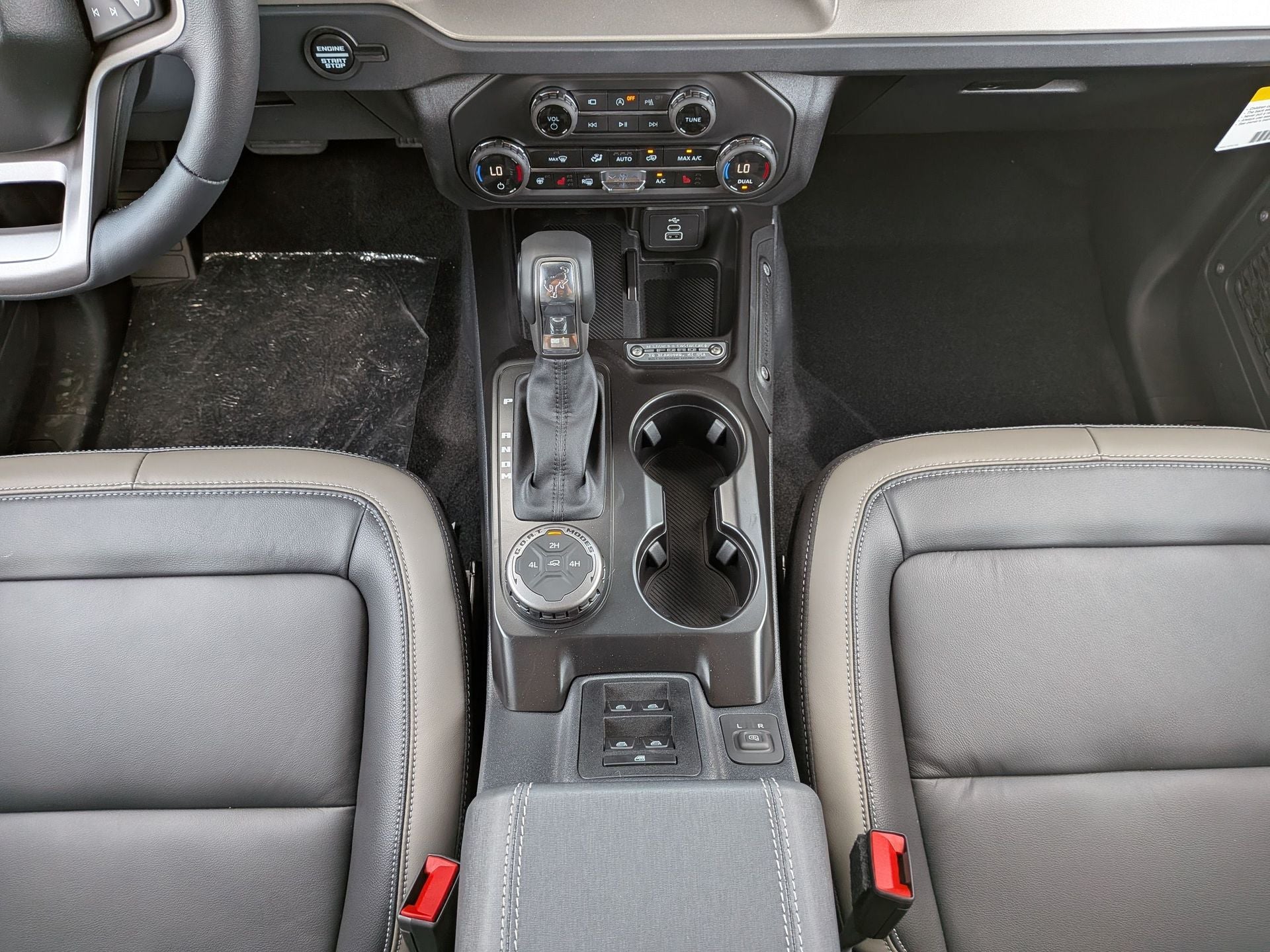 2026 Ford Bronco Outer Banks®