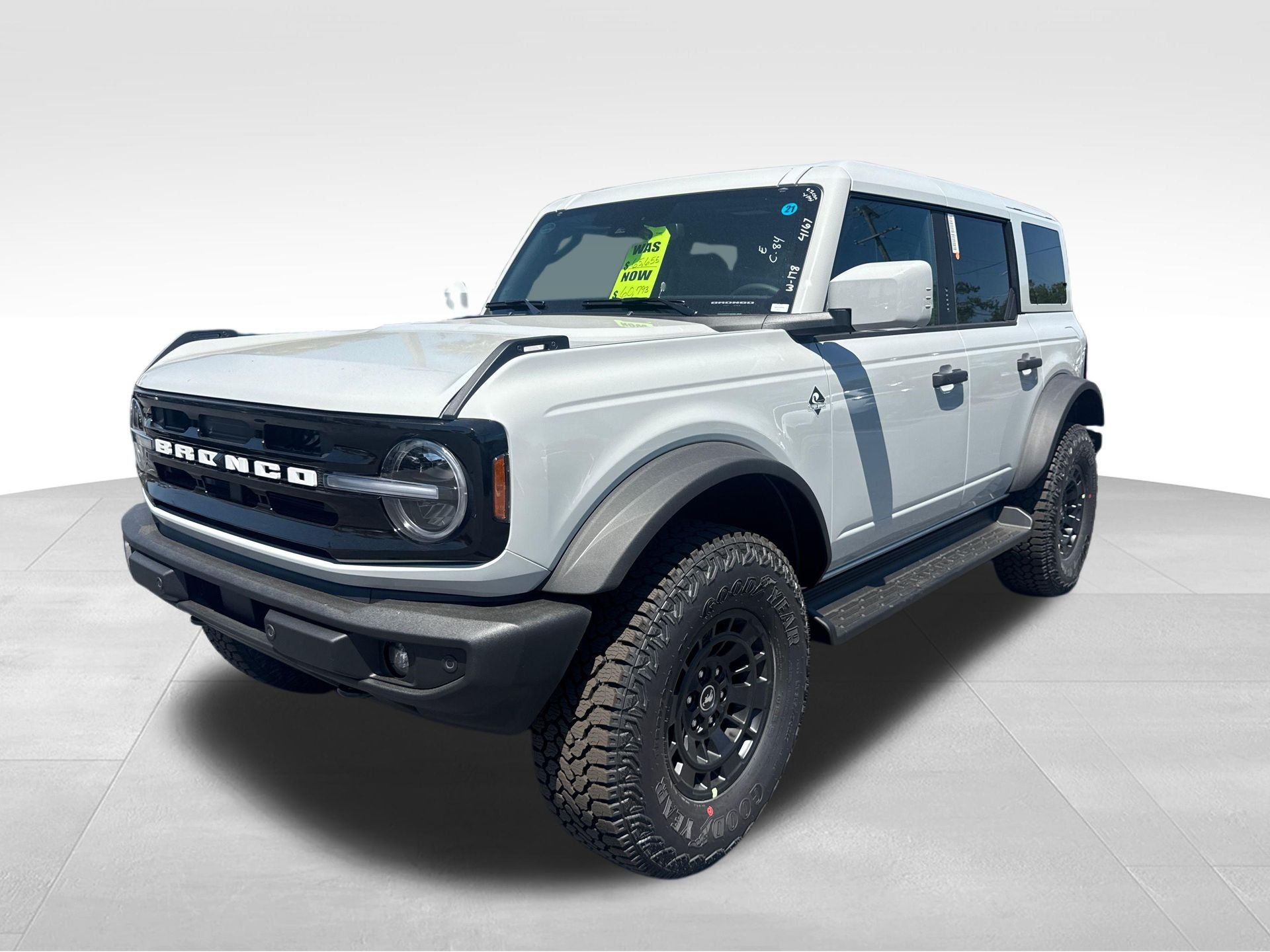 2026 Ford Bronco Outer Banks®