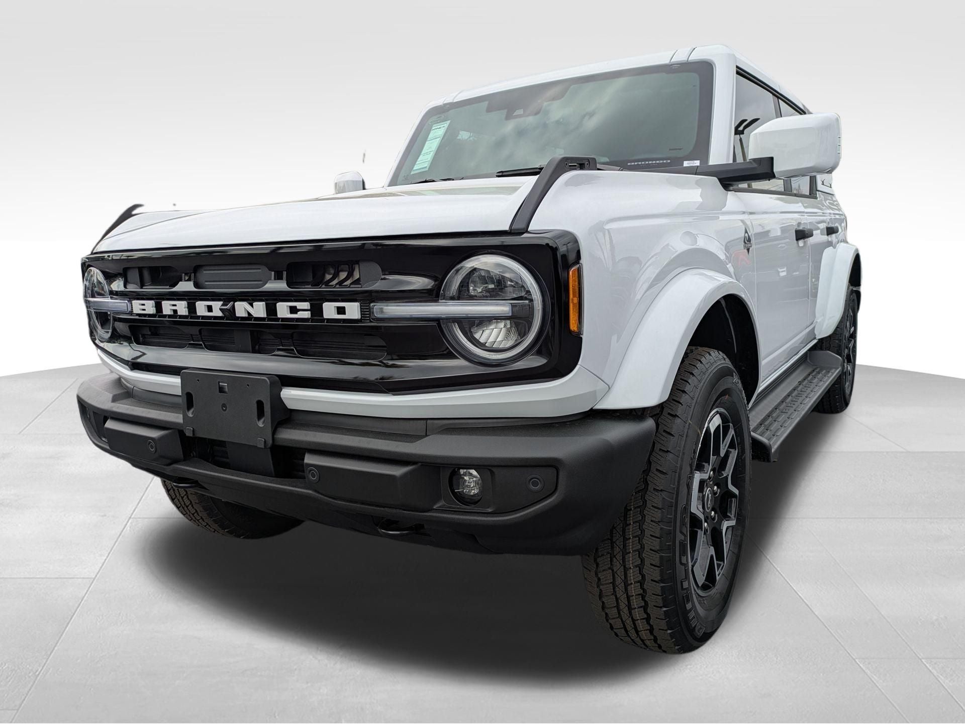 2026 Ford Bronco Outer Banks®