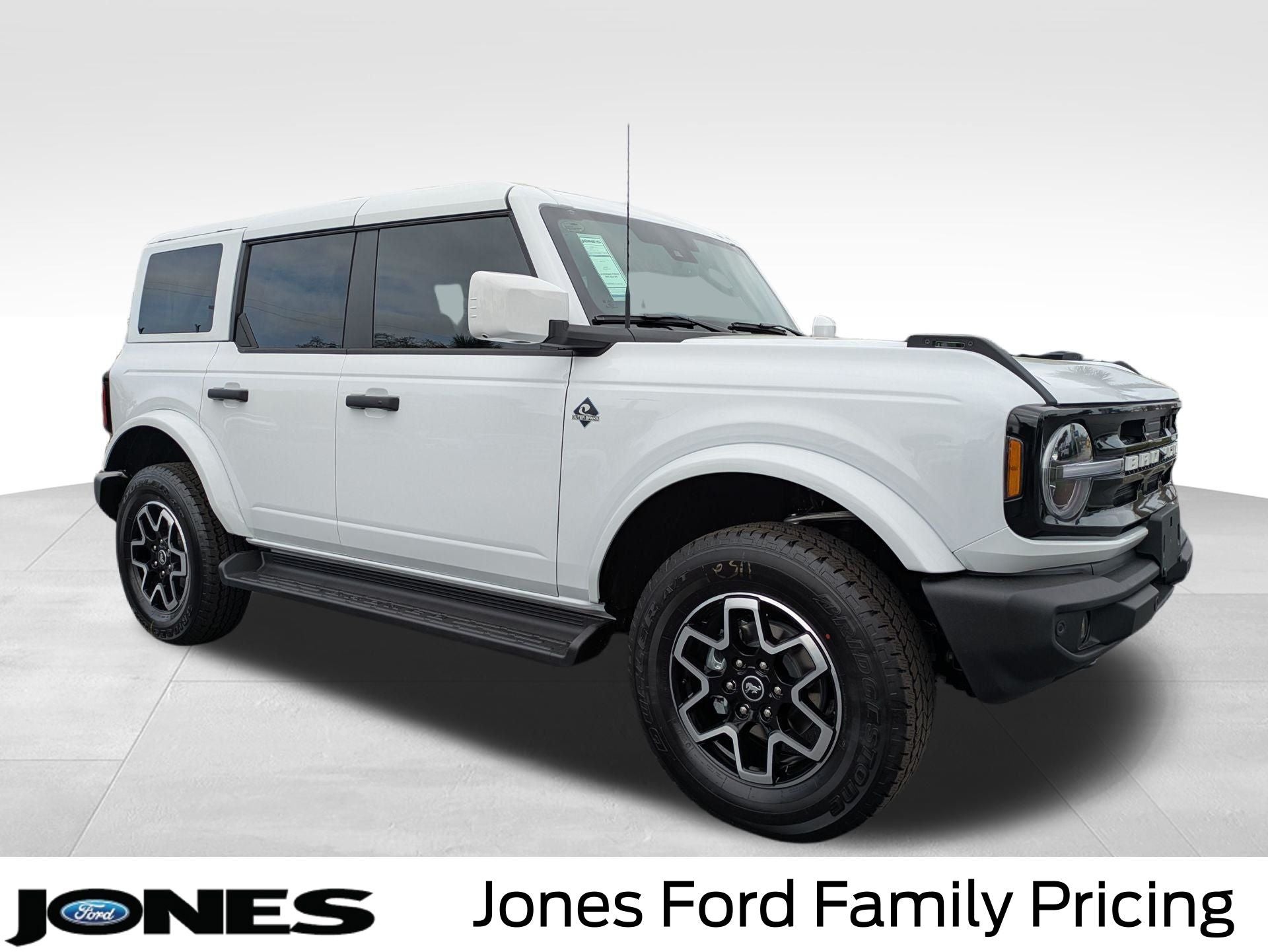2026 Ford Bronco Outer Banks®