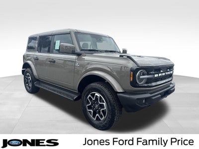 2026 Ford Bronco Outer Banks®