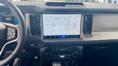 2025 Ford Bronco Outer Banks®