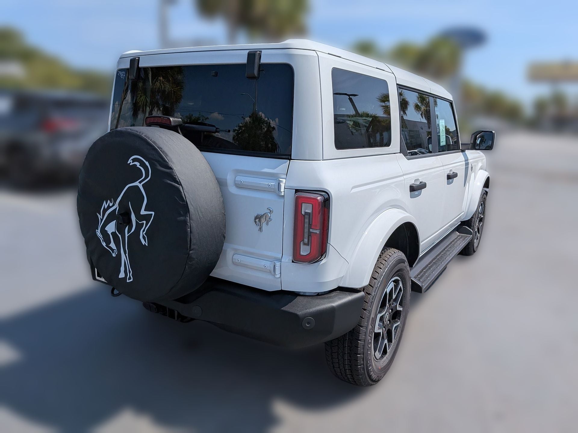 2026 Ford Bronco Outer Banks®