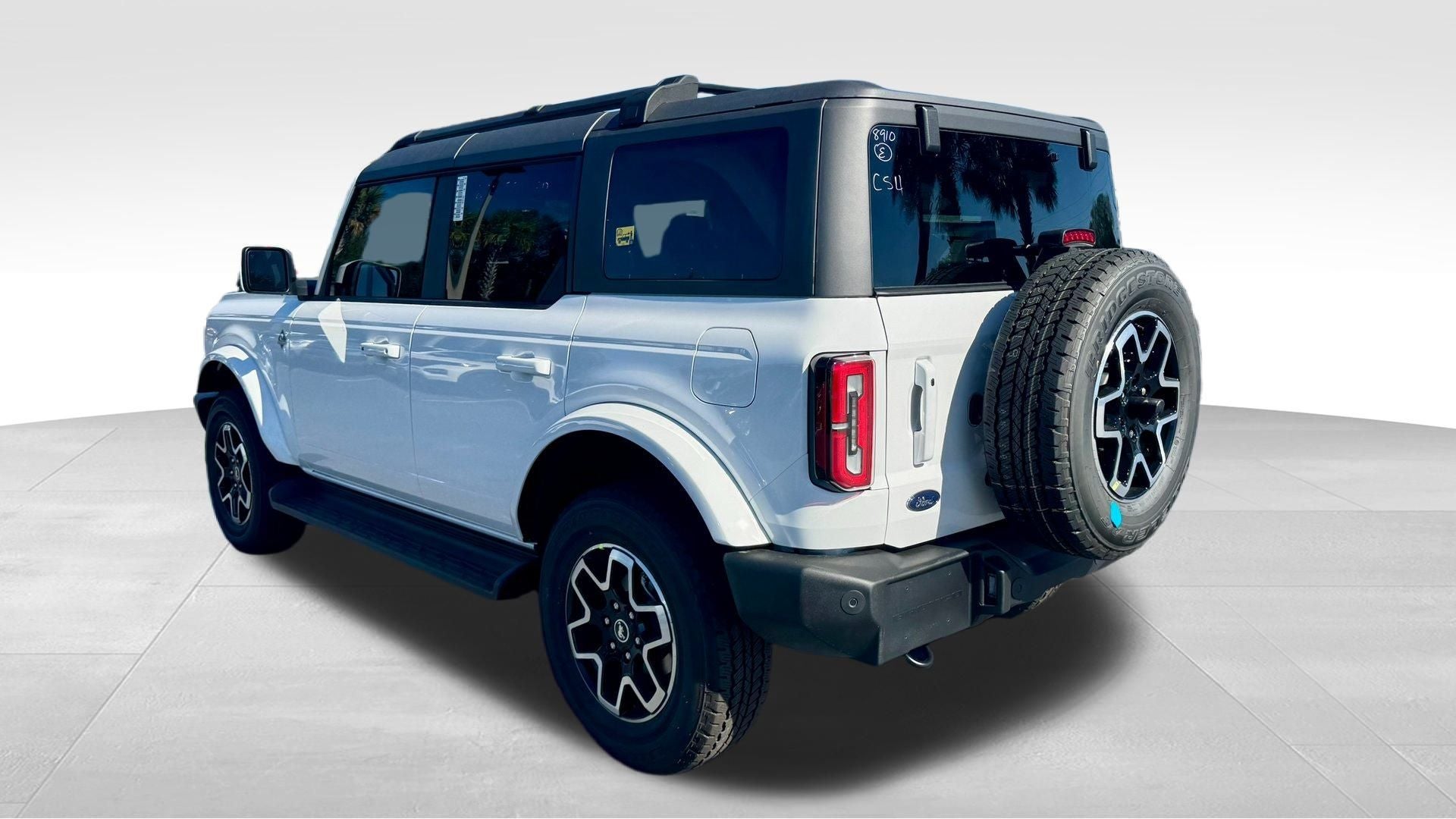 2025 Ford Bronco Outer Banks®