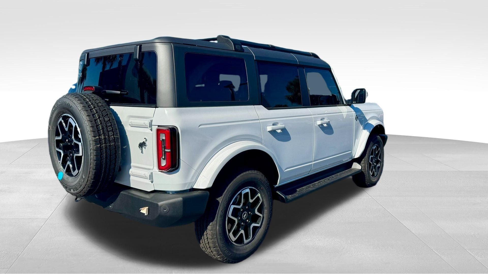 2025 Ford Bronco Outer Banks®