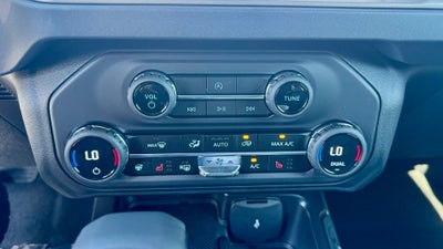 2025 Ford Bronco Outer Banks®