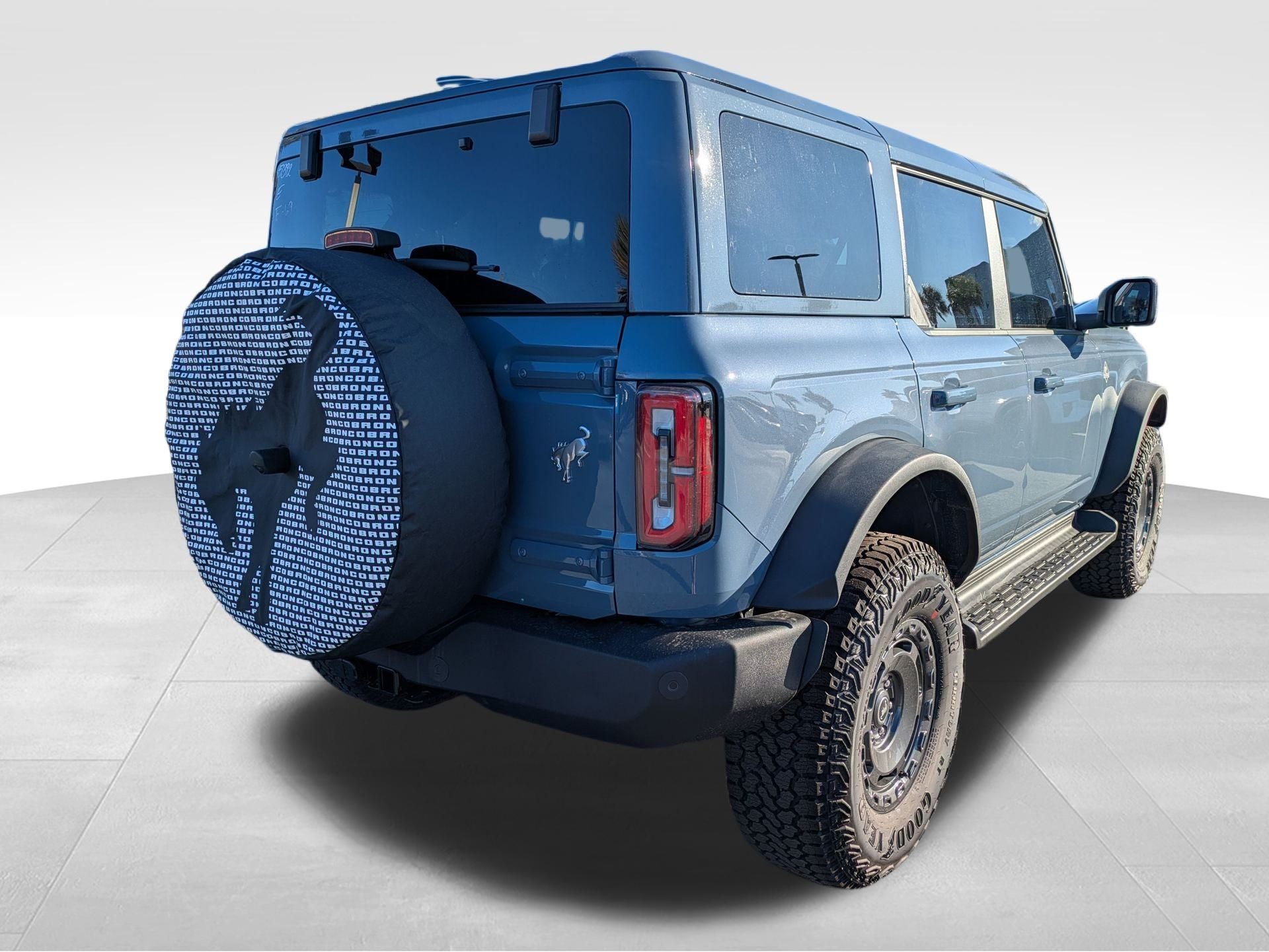 2025 Ford Bronco Outer Banks®