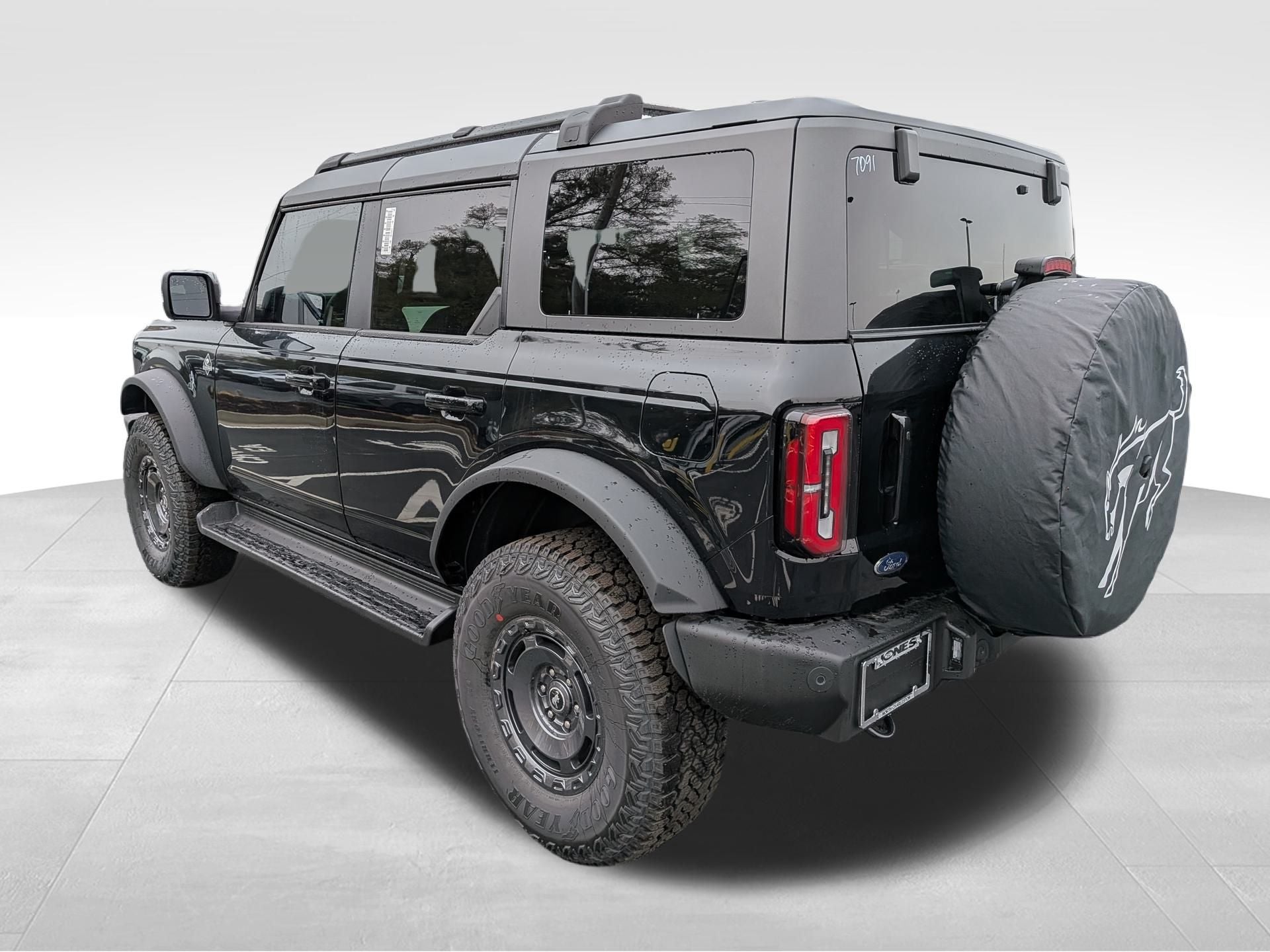 2025 Ford Bronco Outer Banks®