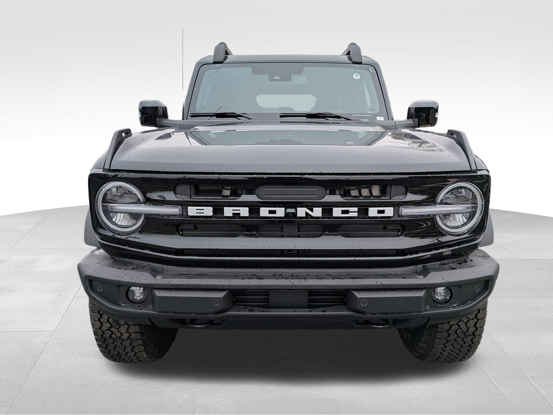 2025 Ford Bronco Outer Banks®