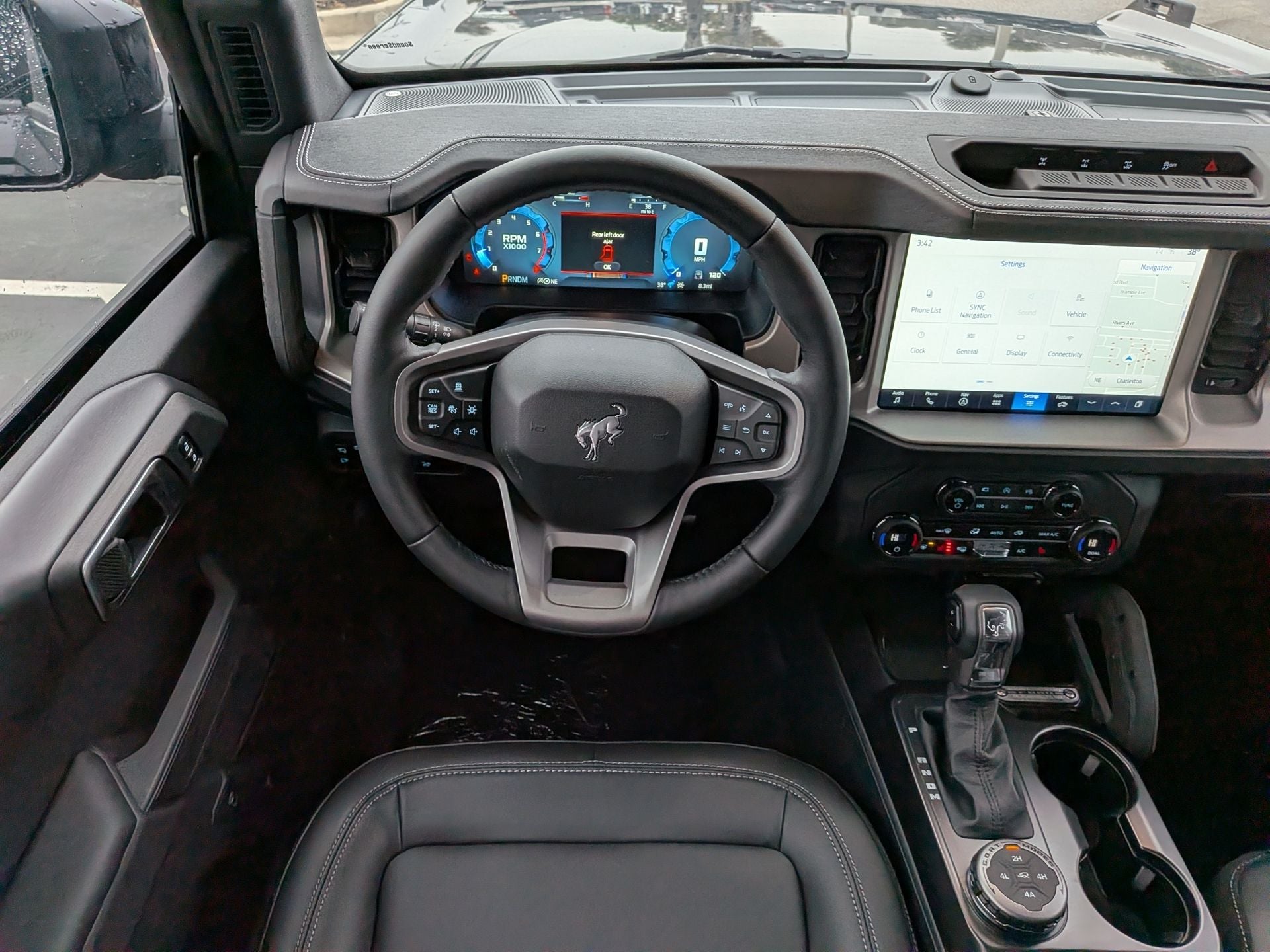 2025 Ford Bronco Outer Banks®