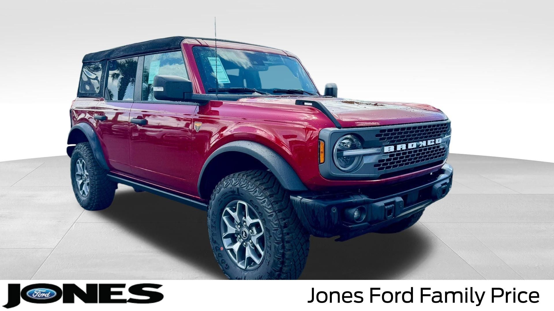 2025 Ford Bronco Badlands®